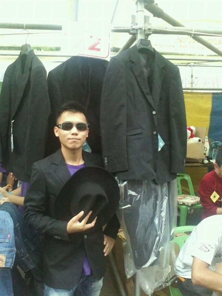 全新衣物 2014年10月