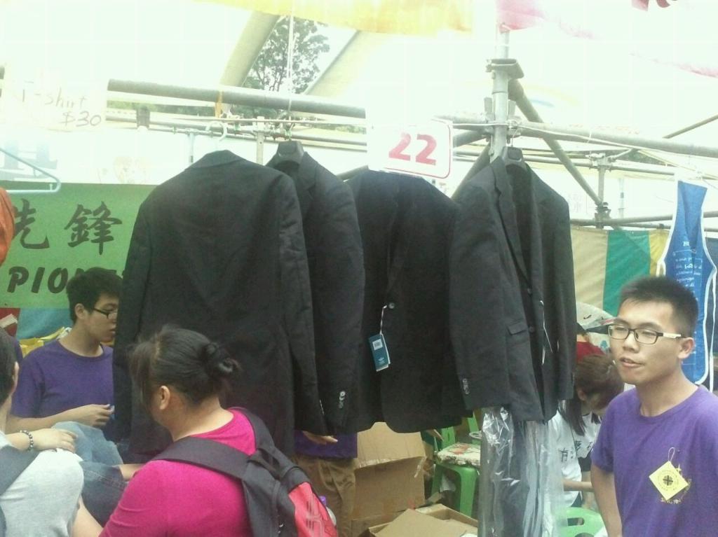 全新衣物 2014年10月