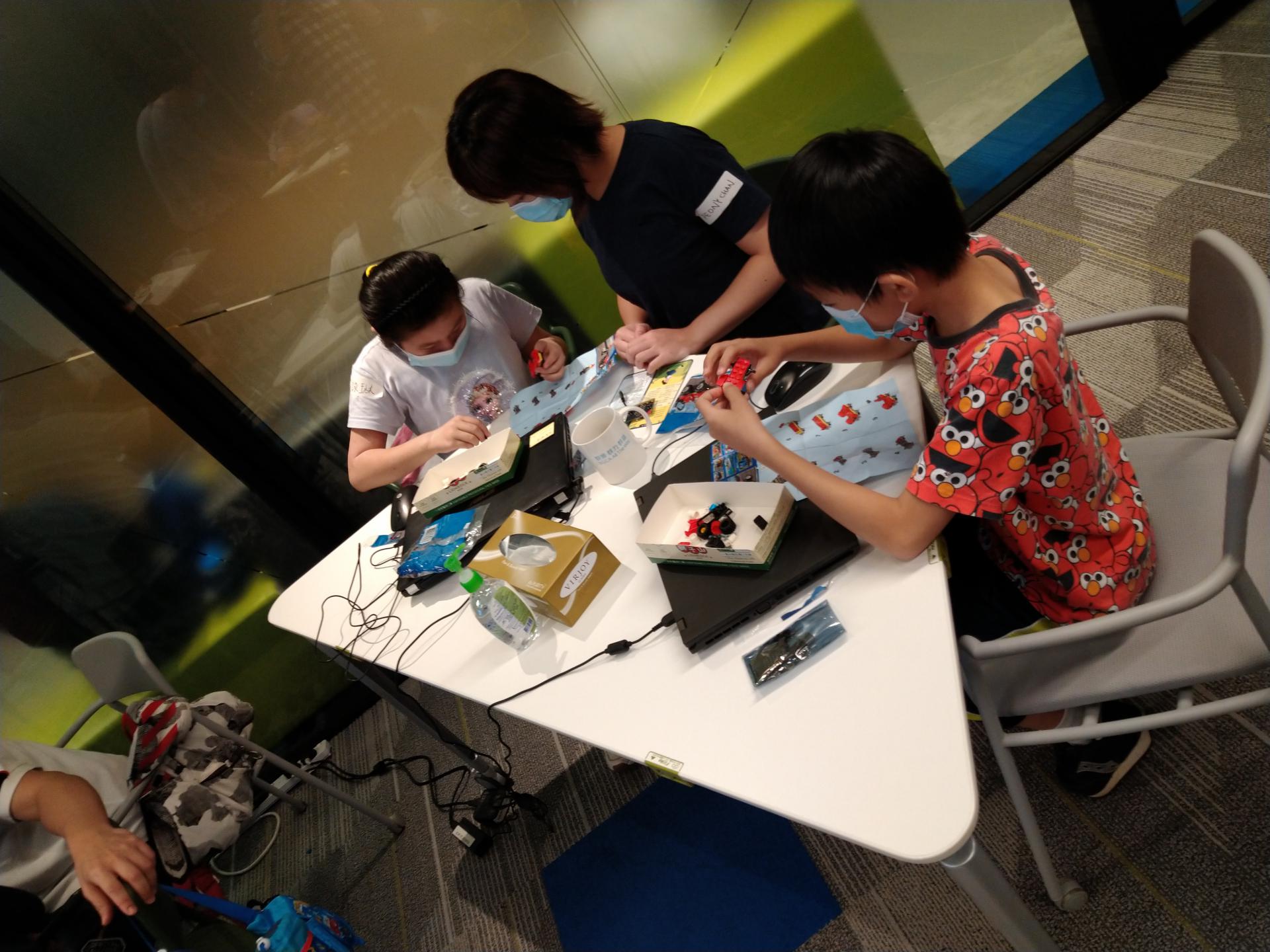 數碼能力躍動計劃 Microbit活動義工