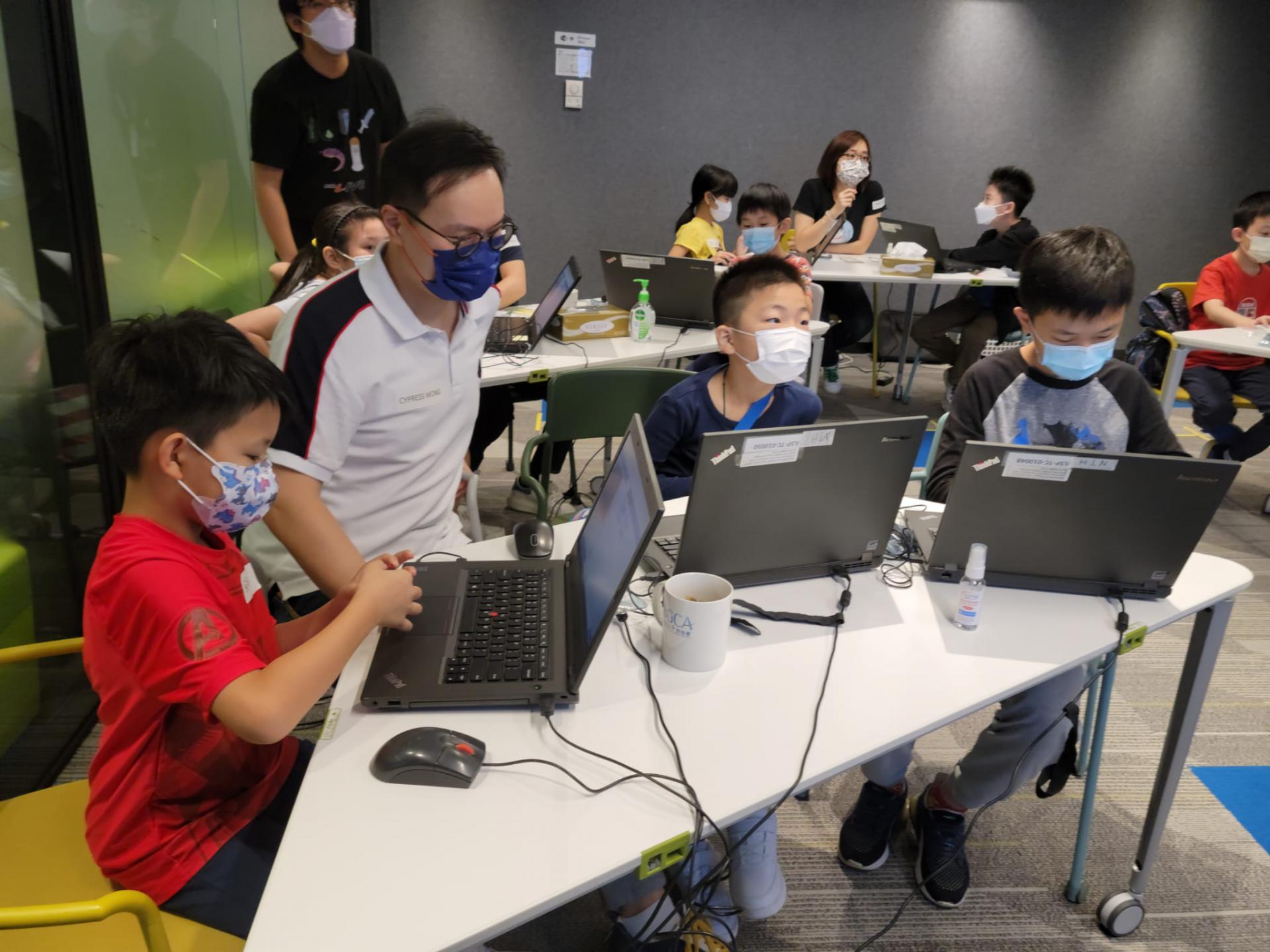 數碼能力躍動計劃 Microbit活動義工